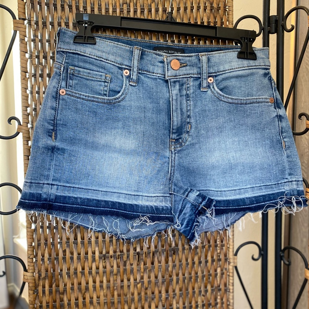 Banana Republic raw hem denim shorts